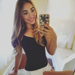 Meet your Posher, Brooke